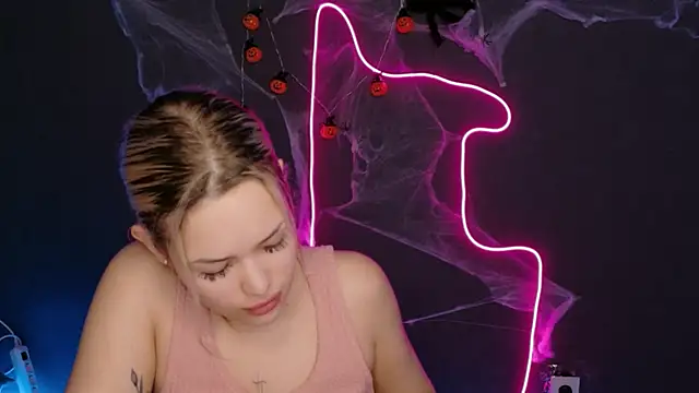 Eva Mooor online show from November 5, 11:32 pm