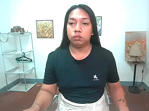 ellah morenax online show from August 8, 6:32 am