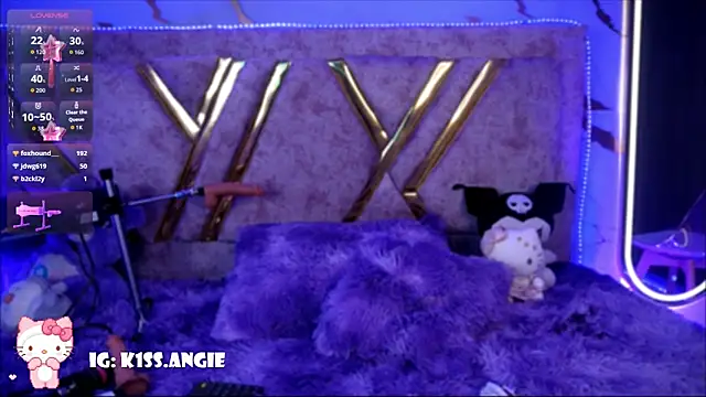 angie boo  online show from October 22, 5:23 am