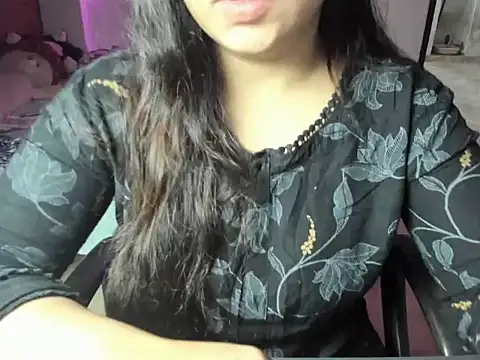 Divya68 online show from November 18, 5:58 pm