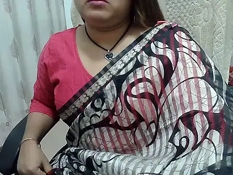 SexyRani2000 online show from June 19, 6:55 pm