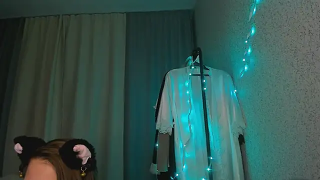 EdenVixen online show from October 15, 3:47 pm