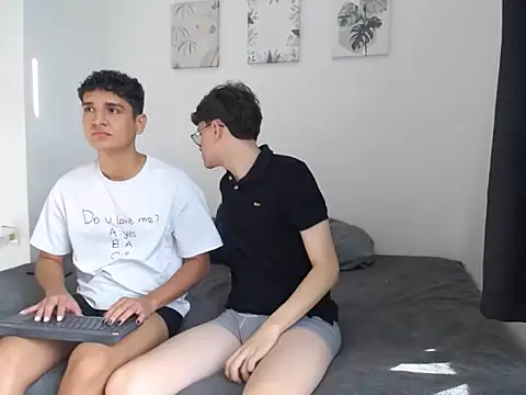 SpritzBoys online show from October 26, 12:44 pm