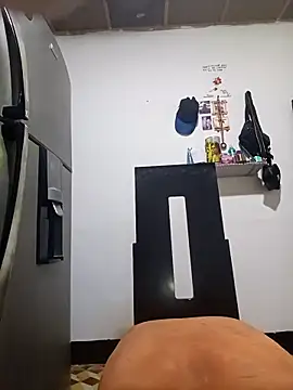 lacrespa24 online show from November 9, 1:33 am