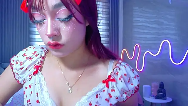 Naaomi cute online show from November 14, 5:24 pm