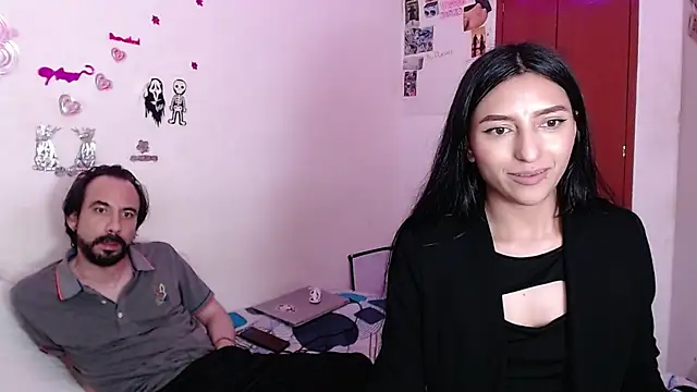 Isis Robert online show from December 17, 4:38 am