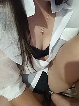 -Paige- online show from June 14, 2:24 am