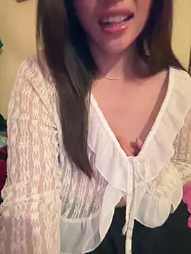 -Paige- online show from May 2, 12:25 am