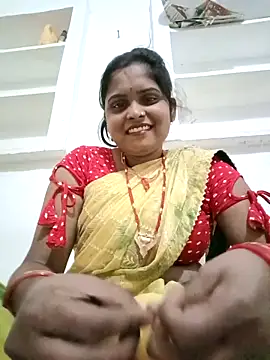 Snapshot of Manya_cute chatting on October 13, 12:52 pm Manya cute online show from October 13, 12:52 pm