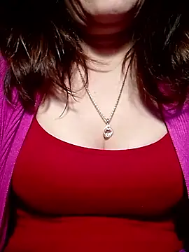 YiyinLy online show from February 12, 9:16 pm