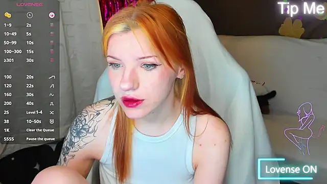 MeganNewCat online show from June 28, 8:26 pm