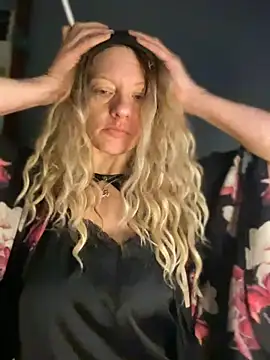 queenkelly1234 online show from February 12, 5:25 pm