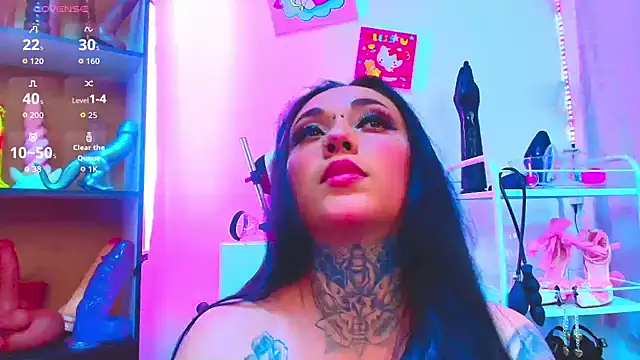 Elisce cloudd online show from June 12, 1:57 am