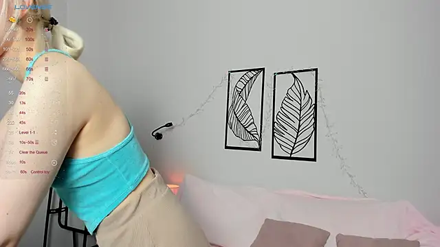 AdeleSilver online show from December 5, 2:00 am