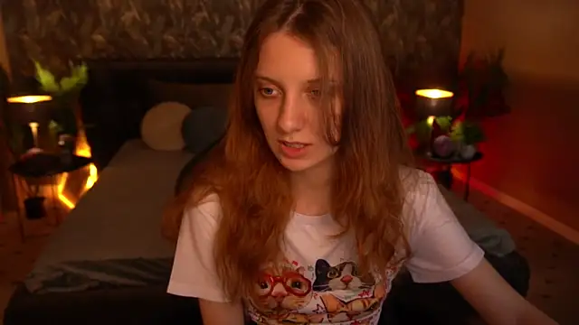CuteeFoxy online show from June 23, 1:31 pm