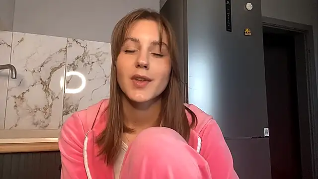 SuzyOlmos online show from November 21, 12:29 pm