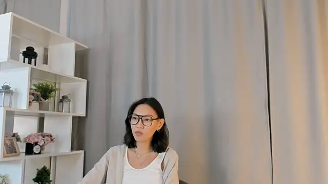 LorenaMarer online show from October 15, 9:23 am