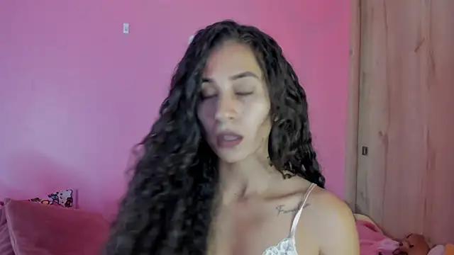 fernanda317 online show from June 25, 10:44 pm