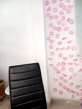 Arianaa Toro online show from October 24, 2:24 pm