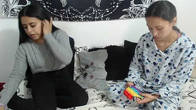 abby n emily online show from April 27, 3:31 pm