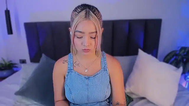 AilanaCortes online show from March 2, 12:12 pm