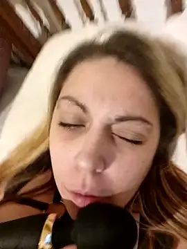 lexielexotanfleur online show from October 17, 7:06 pm