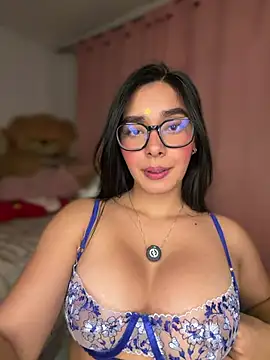 MiaSofia   online show from May 21, 5:27 am