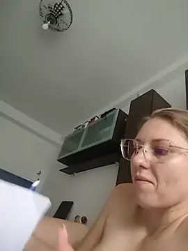 SandyCassie online show from July 19, 7:21 am