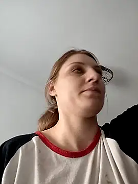 SandyCassie online show from November 1, 8:51 am