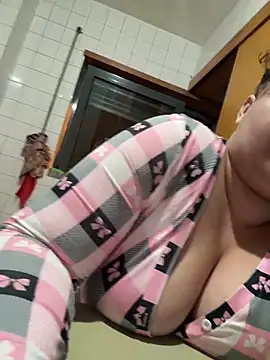 menina coimbrinha online show from October 29, 11:29 pm