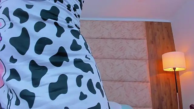 Antonella Russo1 online show from November 24, 5:20 am