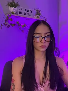 Im sofiaaa online show from May 1, 2:37 am