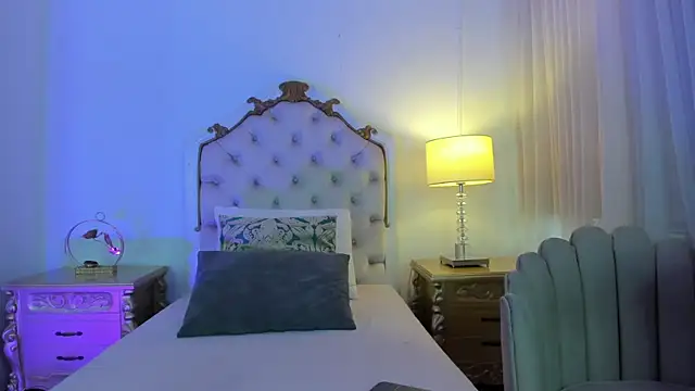 jessi lopez45 online show from February 21, 7:47 pm