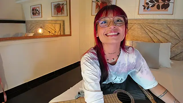 Emma duff online show from March 3, 8:15 pm