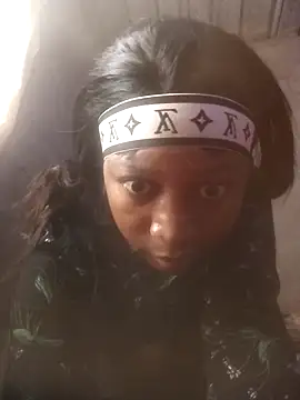 Bretbooty23 online show from October 21, 7:12 am