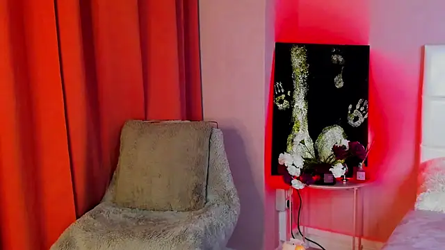 IzieCarter online show from November 6, 8:48 pm