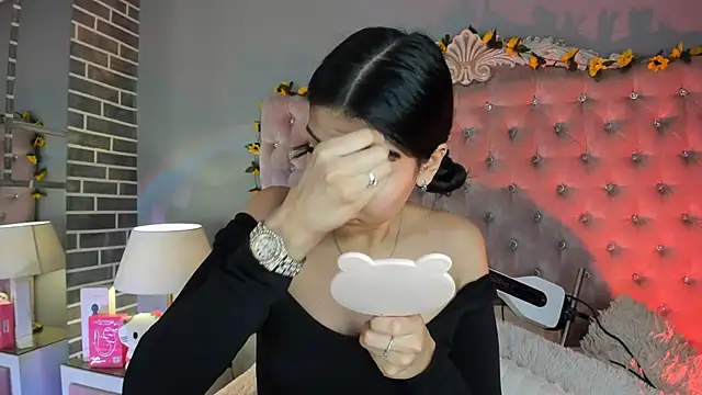 TanyaBello online show from July 30, 4:46 am