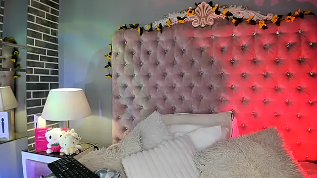 TanyaBello online show from July 22, 4:35 am