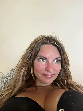 kinkysarahx online show from June 30, 10:15 am
