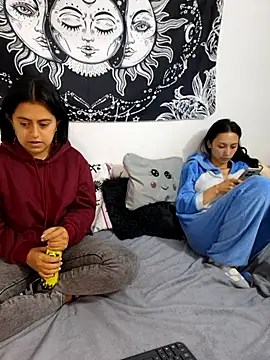 emily n abby online show from July 13, 1:45 pm