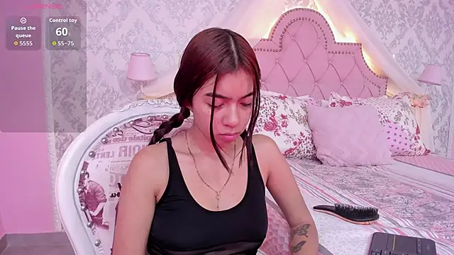 GabrielaSuarez online show from November 8, 1:49 pm