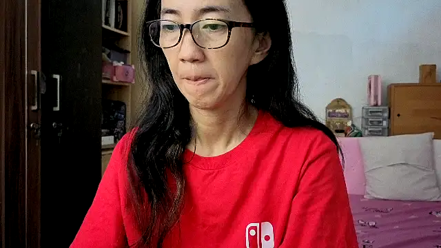 princessD077 online show from February 11, 3:30 am