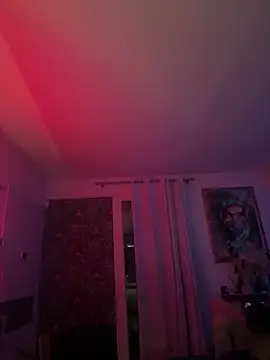 Drgghjkkk online show from April 19, 3:39 am