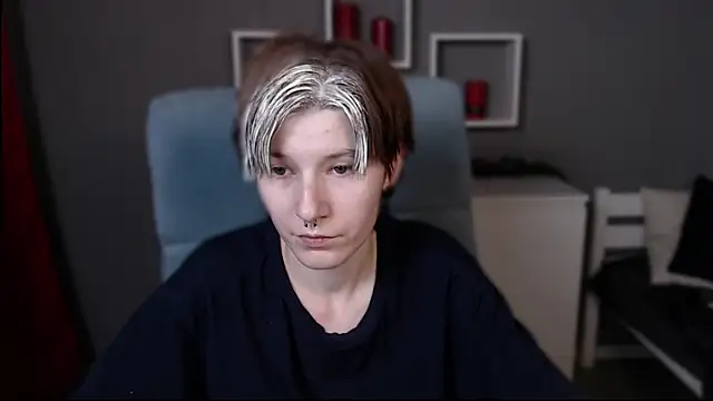 guitarandangell online show from November 17, 6:58 am