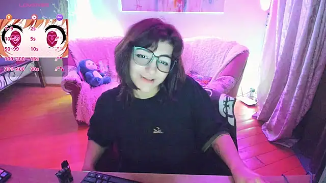 A Skyy online show from June 21, 8:46 pm