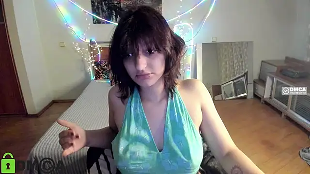 A Skyy online show from June 26, 8:32 pm