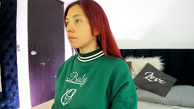 melanie roux   online show from July 3, 12:33 pm