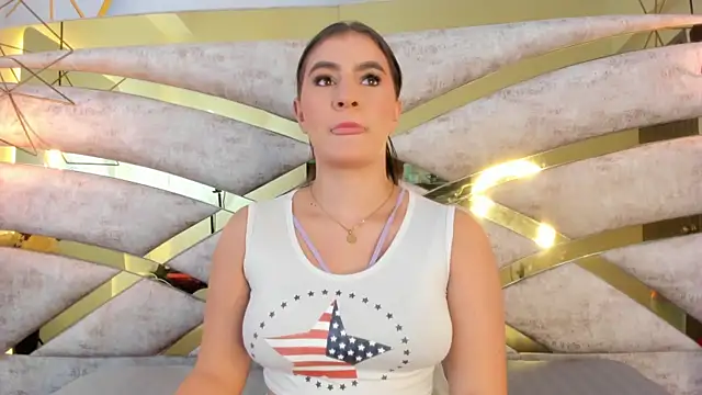 caroo giraldo  online show from November 4, 11:48 am