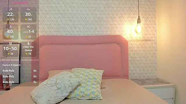 TAYLORMEYER1 online show from February 26, 3:49 am