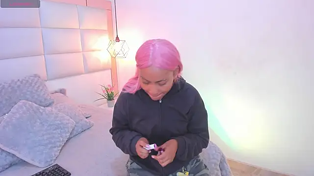 Sofia clk online show from February 17, 3:17 am